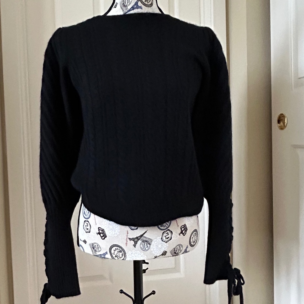 Cashmere sweater